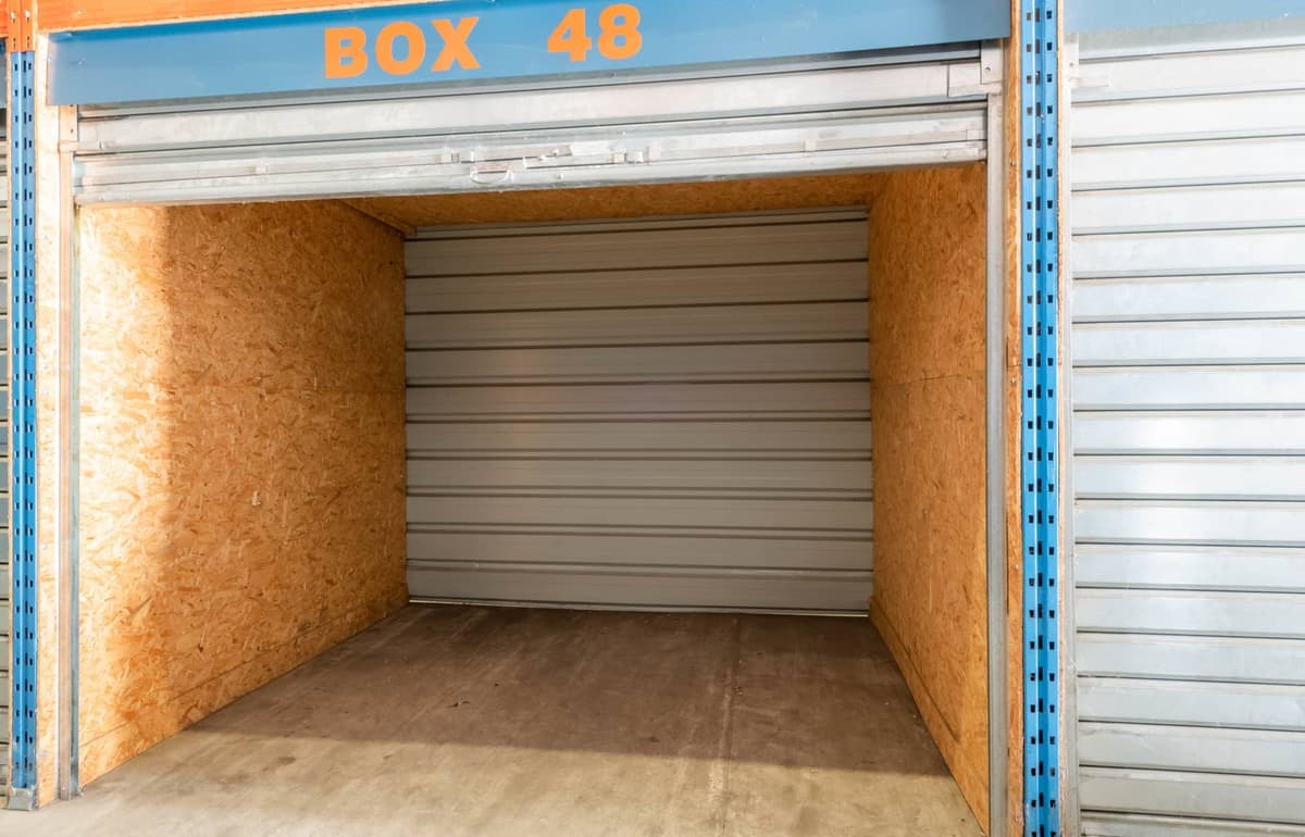 Interior view of a self-storage box — LADREYT Valence, Drôme Ardèche